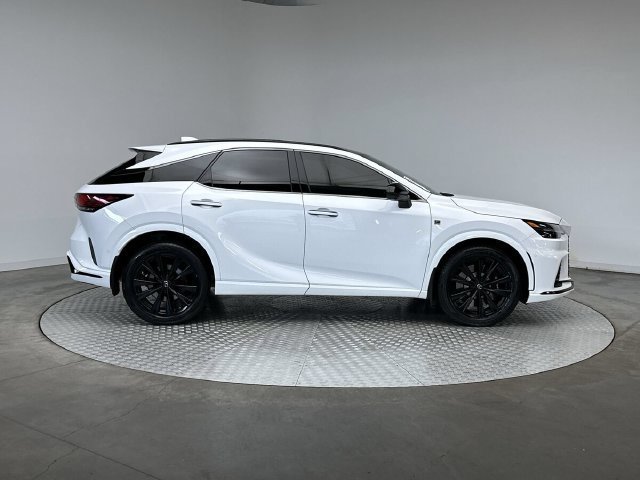 Used 2023 White Lexus RX 500h F SPORT Performance image 10