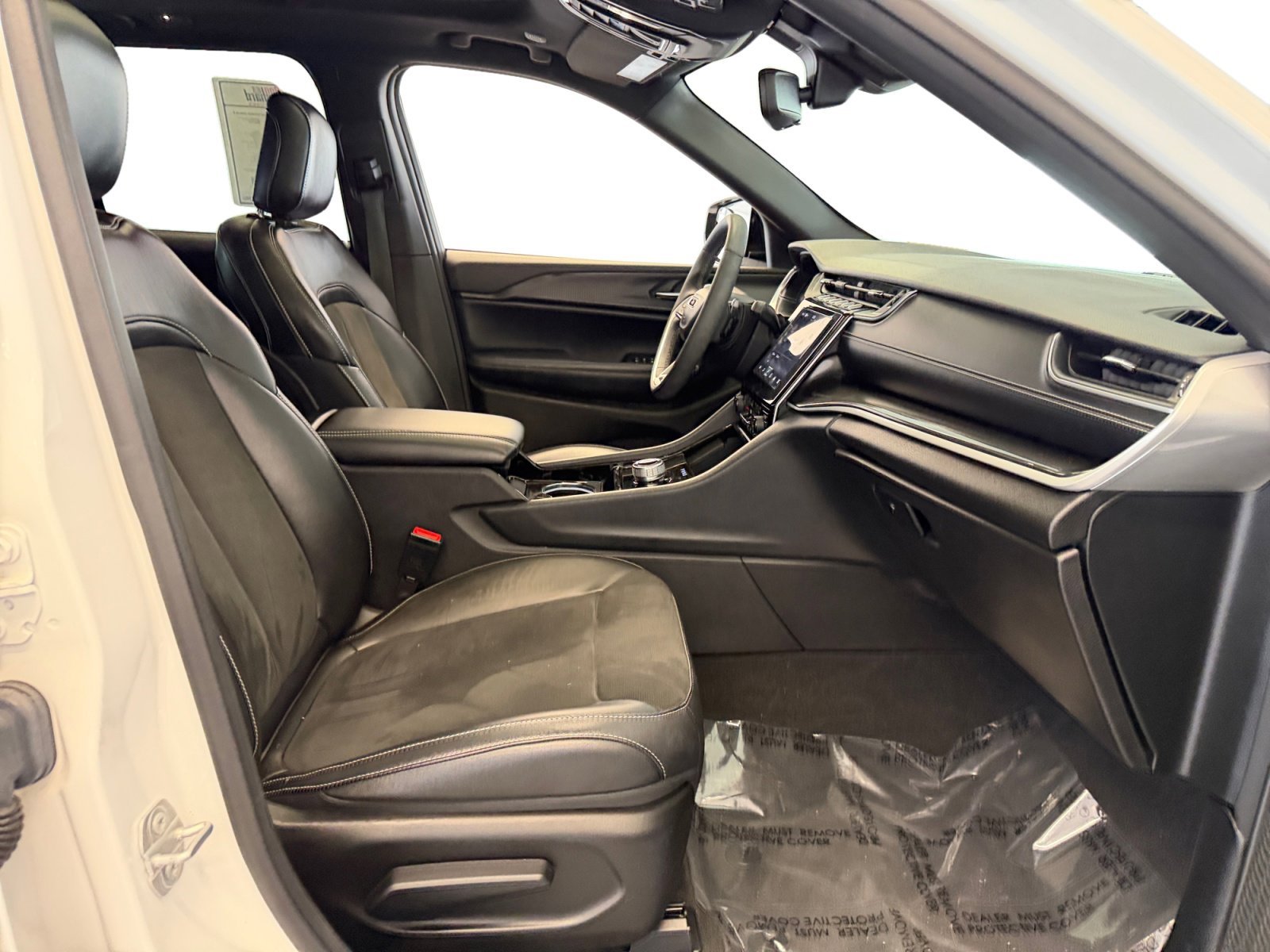 Certified Used 2023 Bright White Clearcoat Jeep Altitude image 30