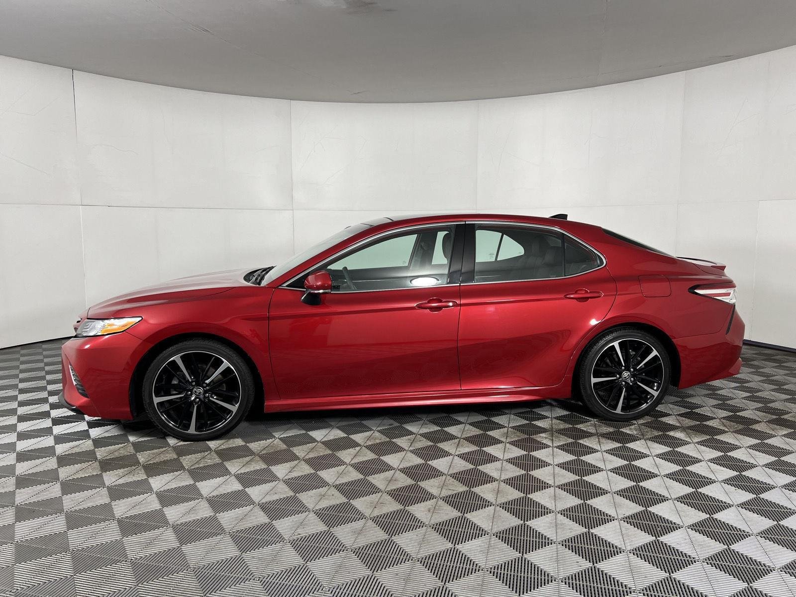 Used 2020 Supersonic Red Toyota XSE image 5