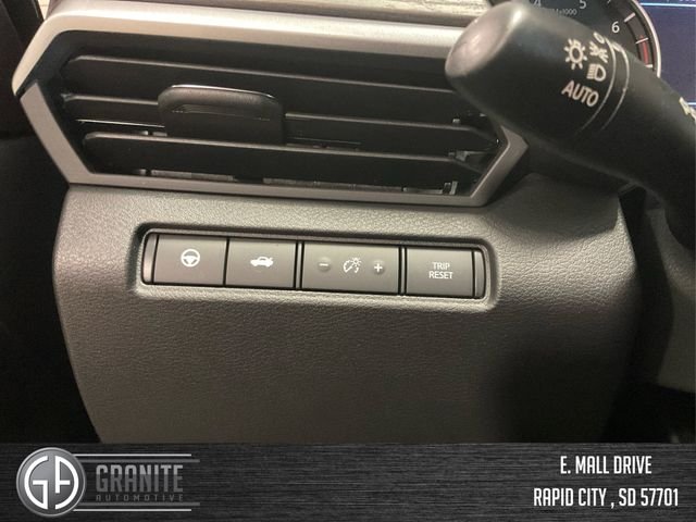 2025 Nissan Altima SL - Photo 16