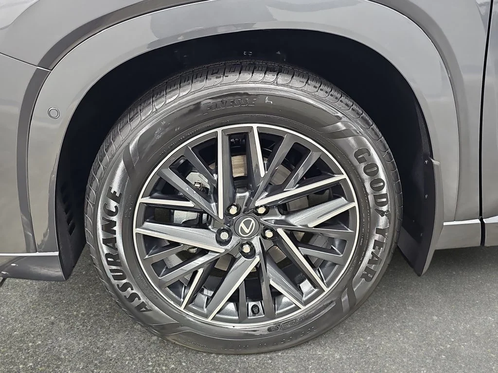 New 2026 Cloudburst Gray Lexus PREMIUM AWD image 31