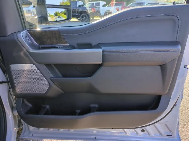 Used 2024 Gray Ford Lariat image 34