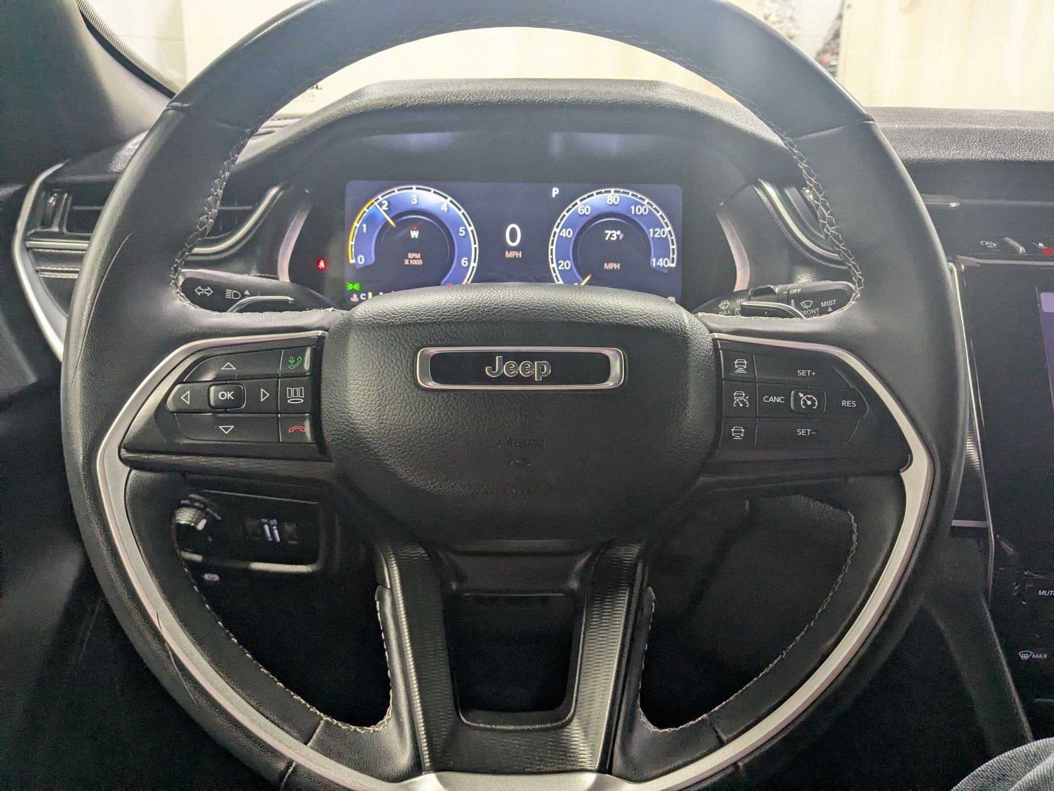 Certified Used 2024 Silver Zynith Jeep Altitude image 11