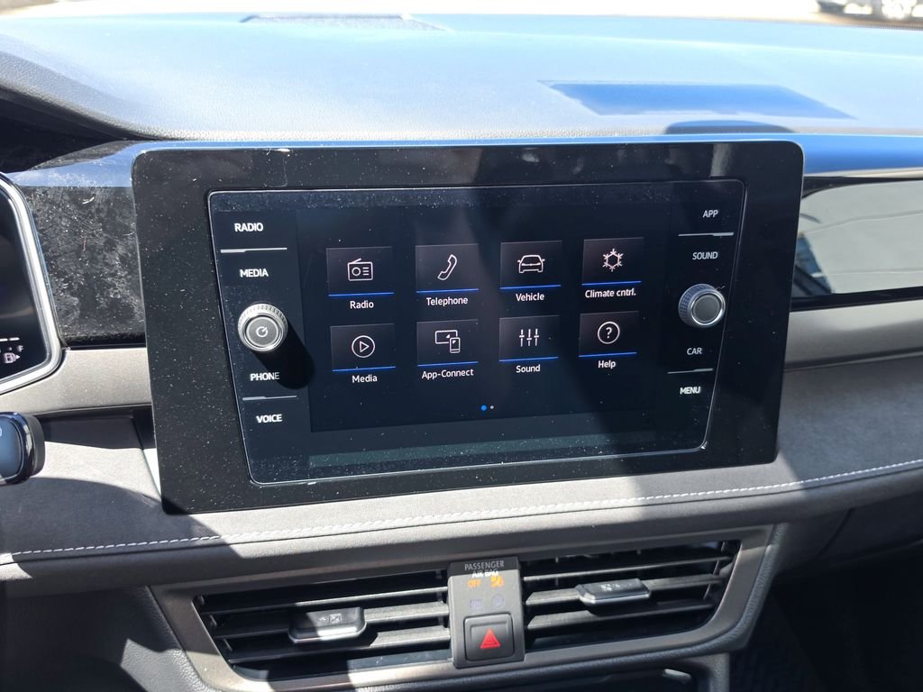 New 2026 Gray Volkswagen 1.5T SE Black image 18