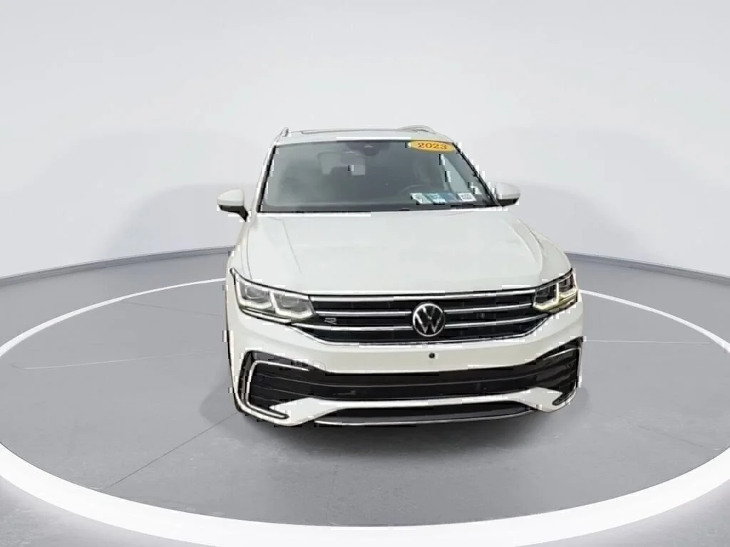 Used 2023 White Volkswagen 2.0T SEL R-Line image 3