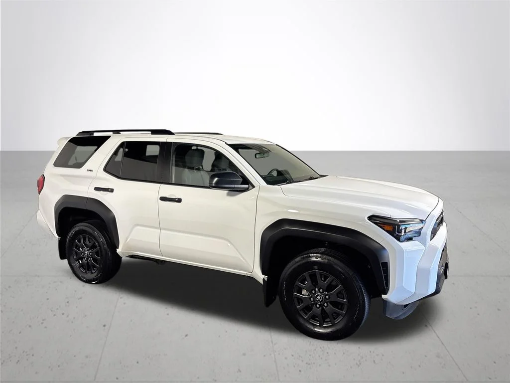 Used 2025 White Toyota SR5 image 4