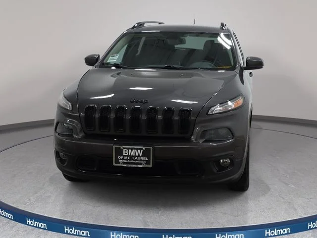 Used 2016 Granite Crystal Metallic Clearcoat Jeep Limited image 3