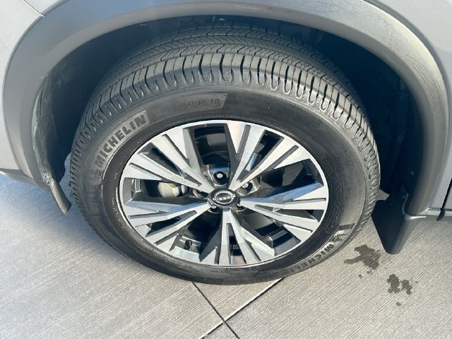Certified Used 2023 Gun Metallic Nissan SV image 30