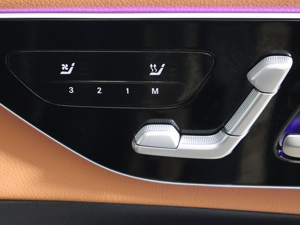 2023 Mercedes-Benz GLC GLC 300 - Photo 37