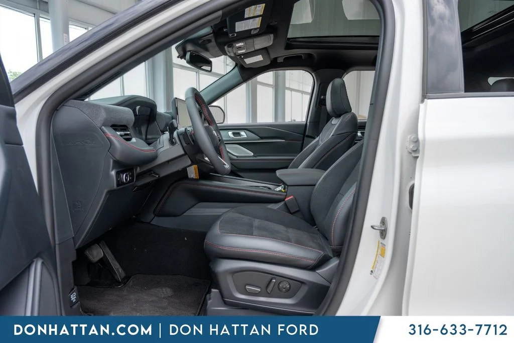 New 2026 Star White Metallic Tri-Coat Ford ST image 6