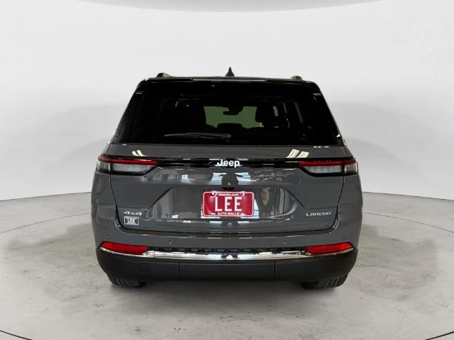 New 2027 Gray Jeep Laredo image 5