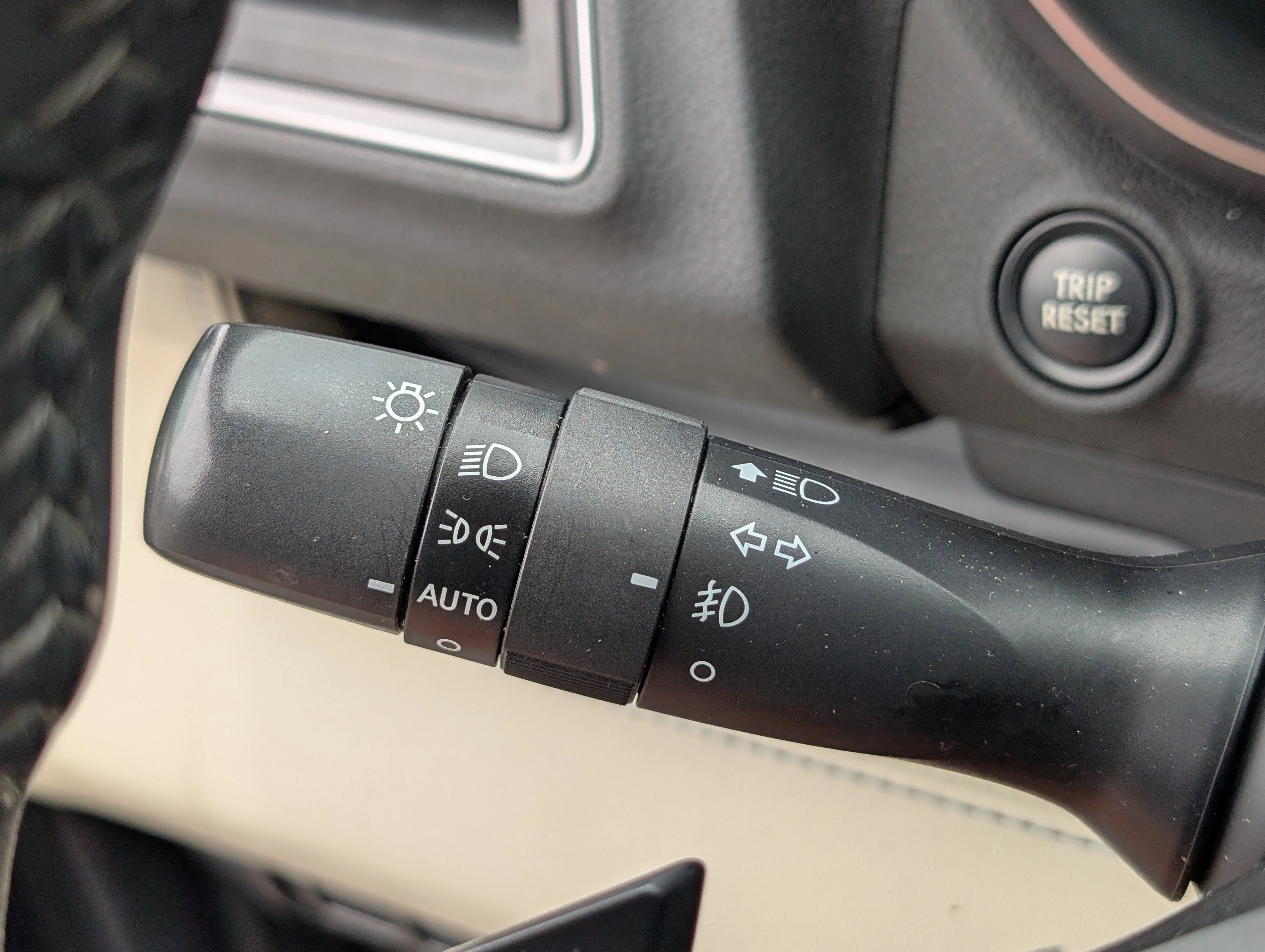 Used 2020 Magnetite Gray Metallic Subaru Touring image 28