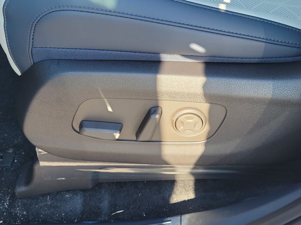 2026 Kia Carnival EX - Photo 19