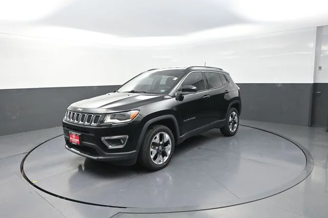Used 2018 Black Jeep Limited image 35