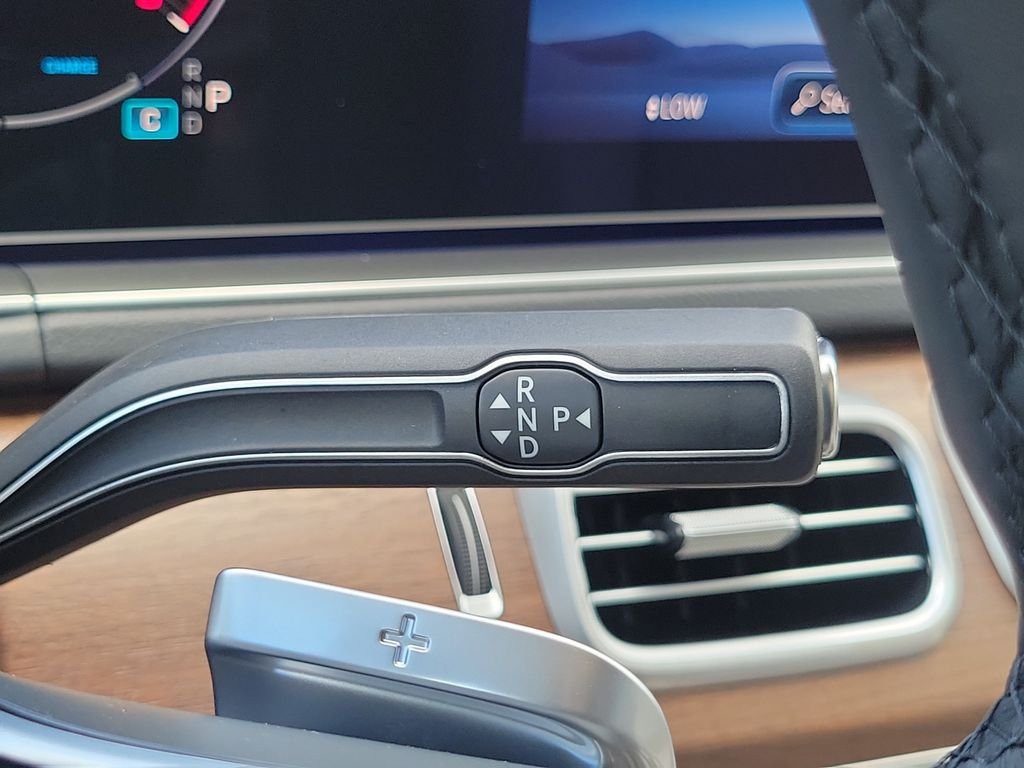 New 2026 Polar White Mercedes-Benz GLS 450 image 31