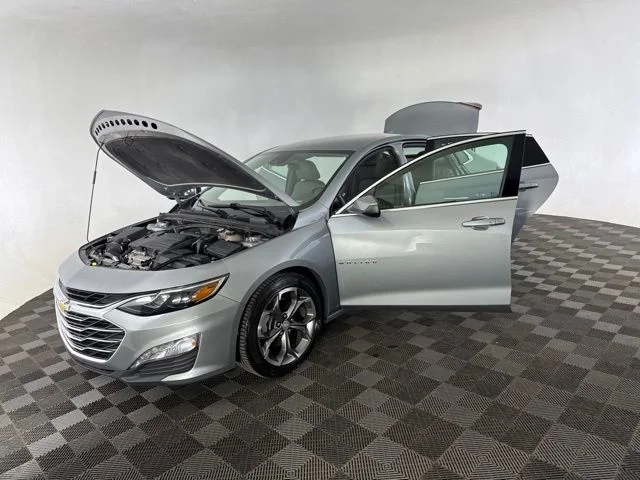Used 2023 Gray Chevrolet LT image 10