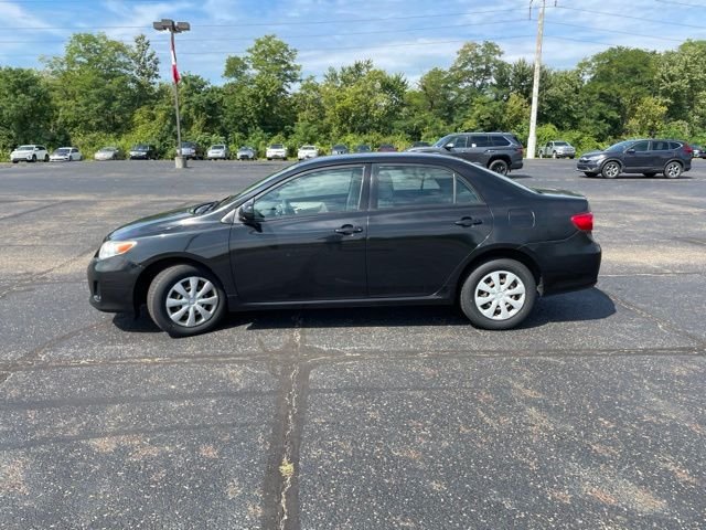 Used 2011 Toyota Corolla LE with VIN JTDBU4EE4BJ089805 for sale in North Canton, OH