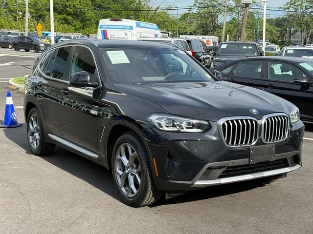 Certified Used 2023 Black Sapphire Metallic BMW xDrive30i image 3