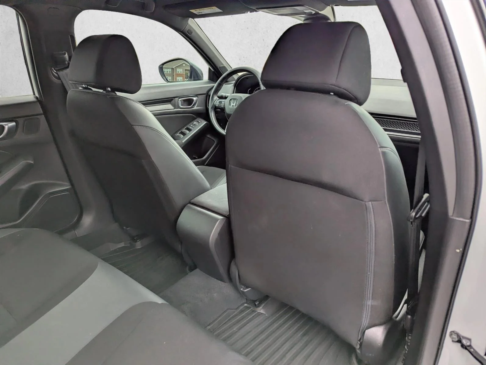 Used 2023 Platinum White Pearl Honda Sport image 28