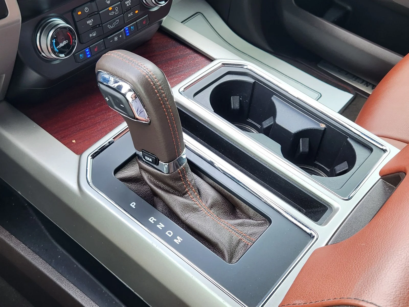 Used 2020 White Ford King Ranch image 19