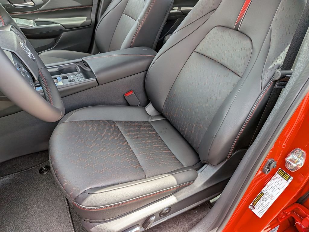 New 2026 Energetic Ember / Super Black Two-tone Nissan SR image 33
