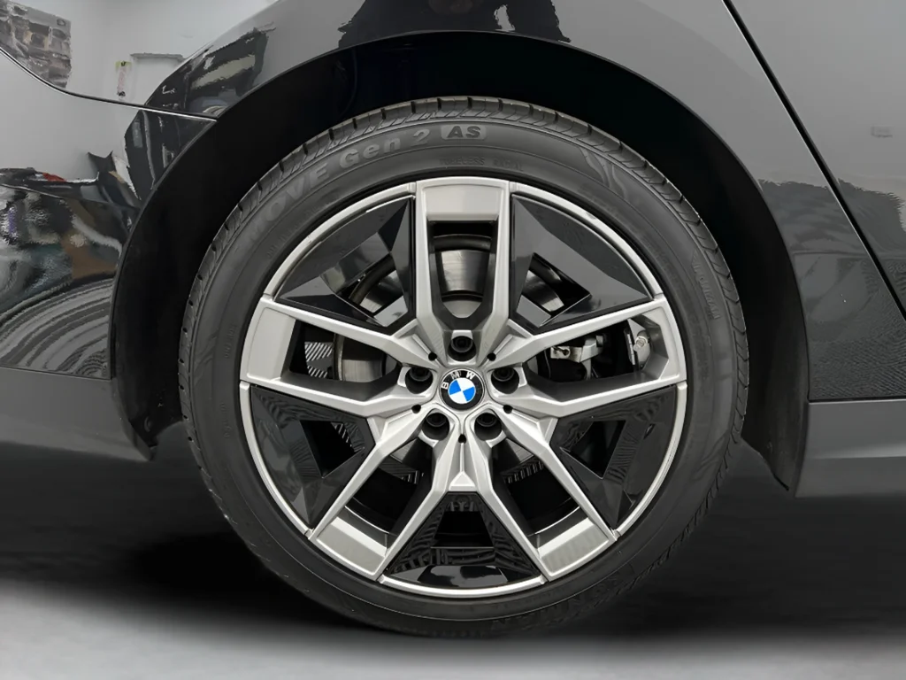 Used 2026 Black Sapphire Metallic BMW 530i xDrive image 40