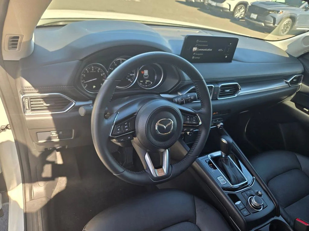 Certified Used 2025 White Metallic Mazda 2.5 S Select Package image 9