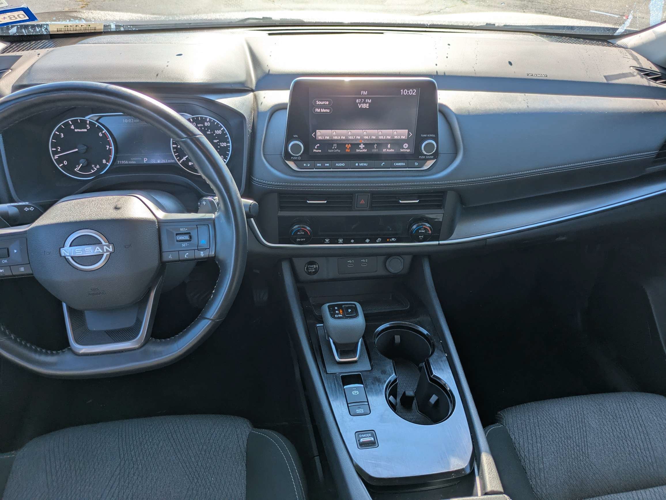 Used 2025  Nissan SV image 12