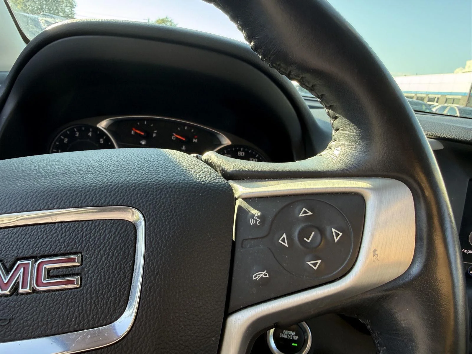 Used 2021 Satin Steel Metallic GMC SLE image 12