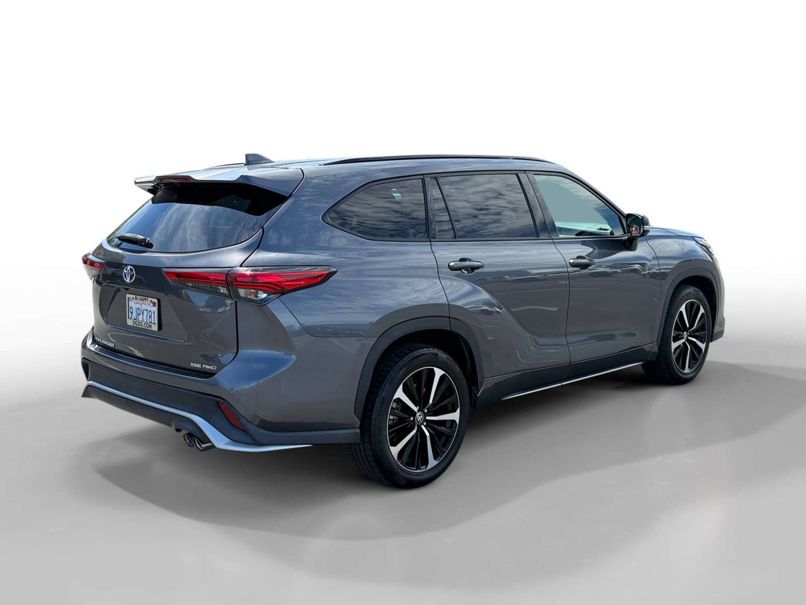 Used 2021 Magnetic Gray Metallic Toyota XSE image 5