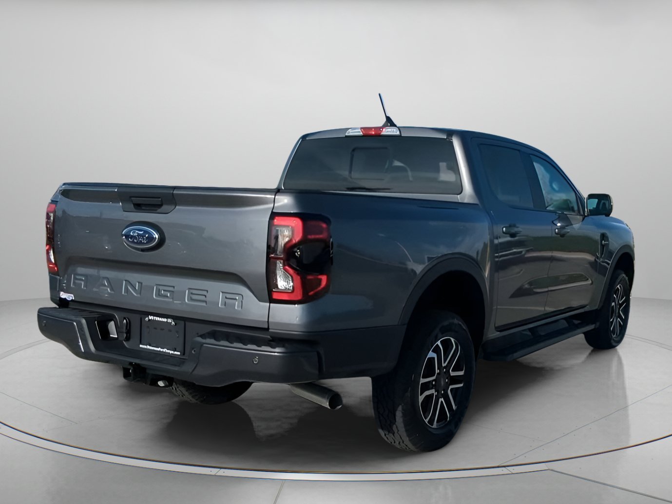 New 2026 Carbonized Gray Metallic Ford Lariat® image 24
