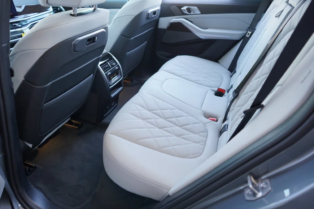 Used 2026 Gray BMW sDrive40i image 19