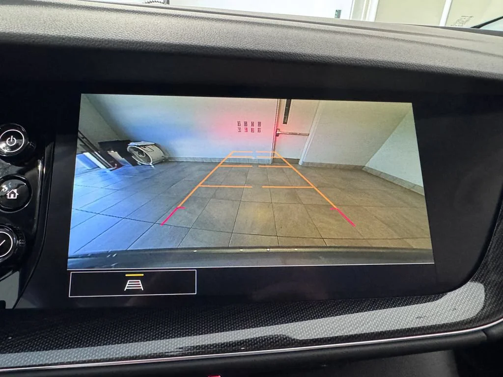2023 Buick Envision Essence - Photo 19