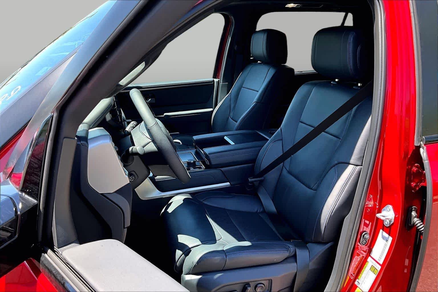 2026 Toyota Sequoia Platinum - Photo 9
