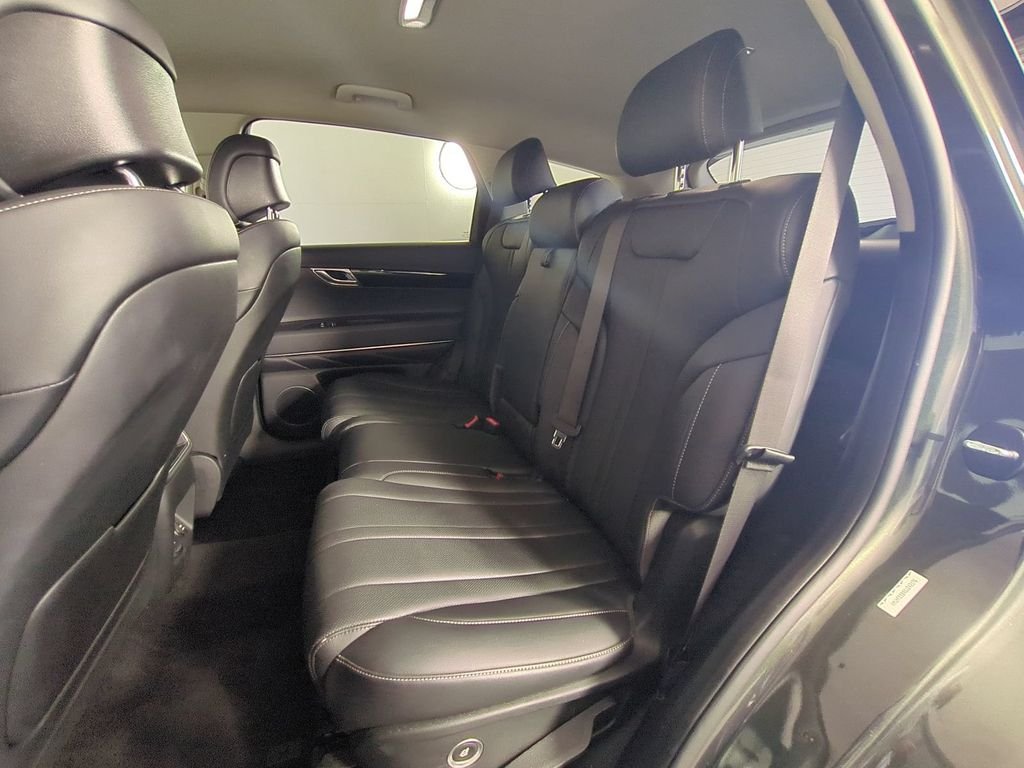 2025 GENESIS GV80 Standard - Photo 16