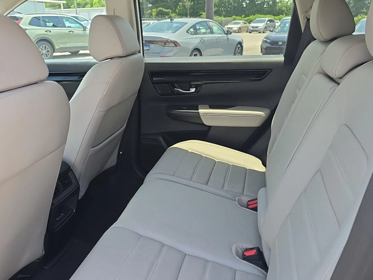 Used 2024 Platinum White Pearl Honda EX-L image 20