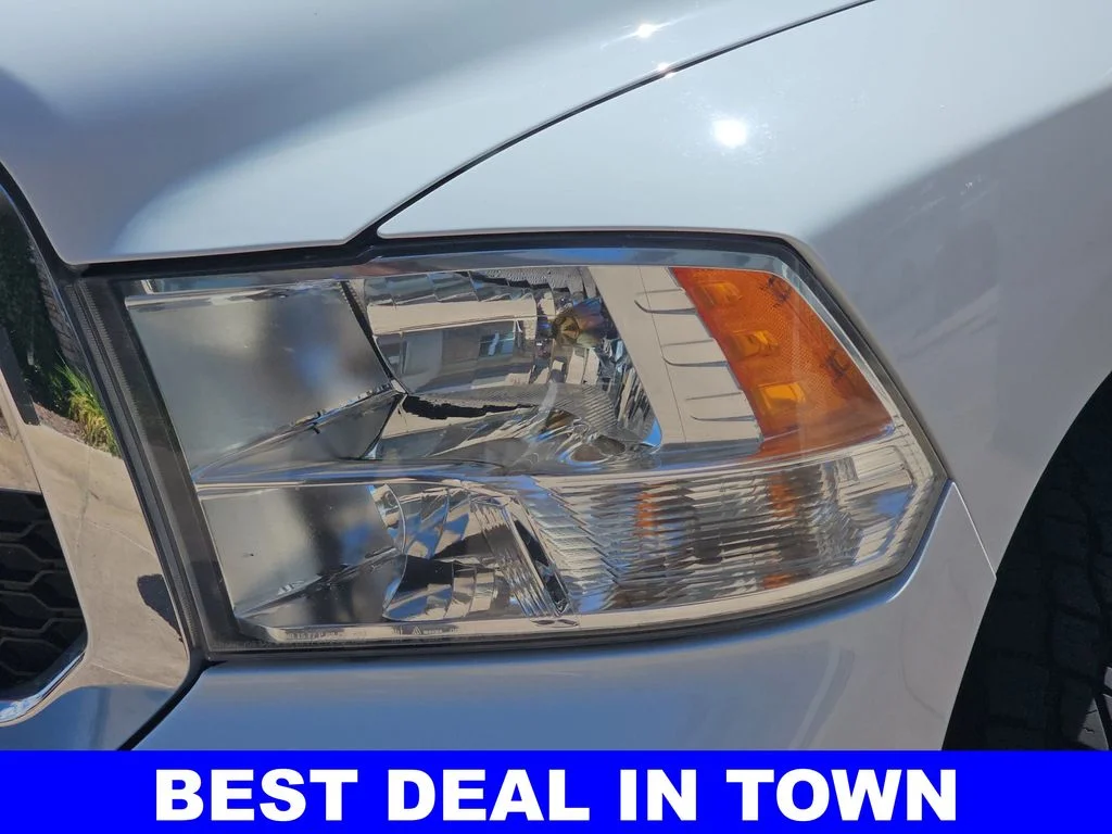 Used 2022 White Ram SLT image 31