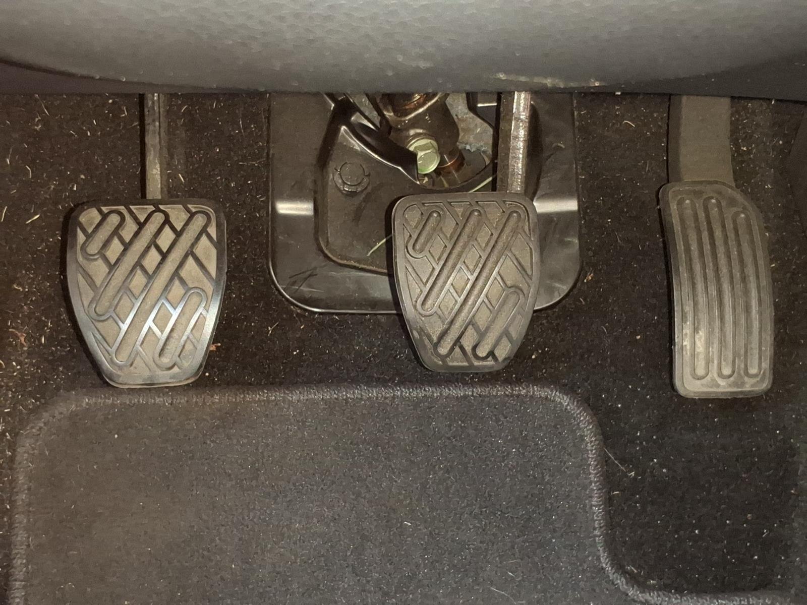 Used 2019 Gun Metallic Nissan S image 20