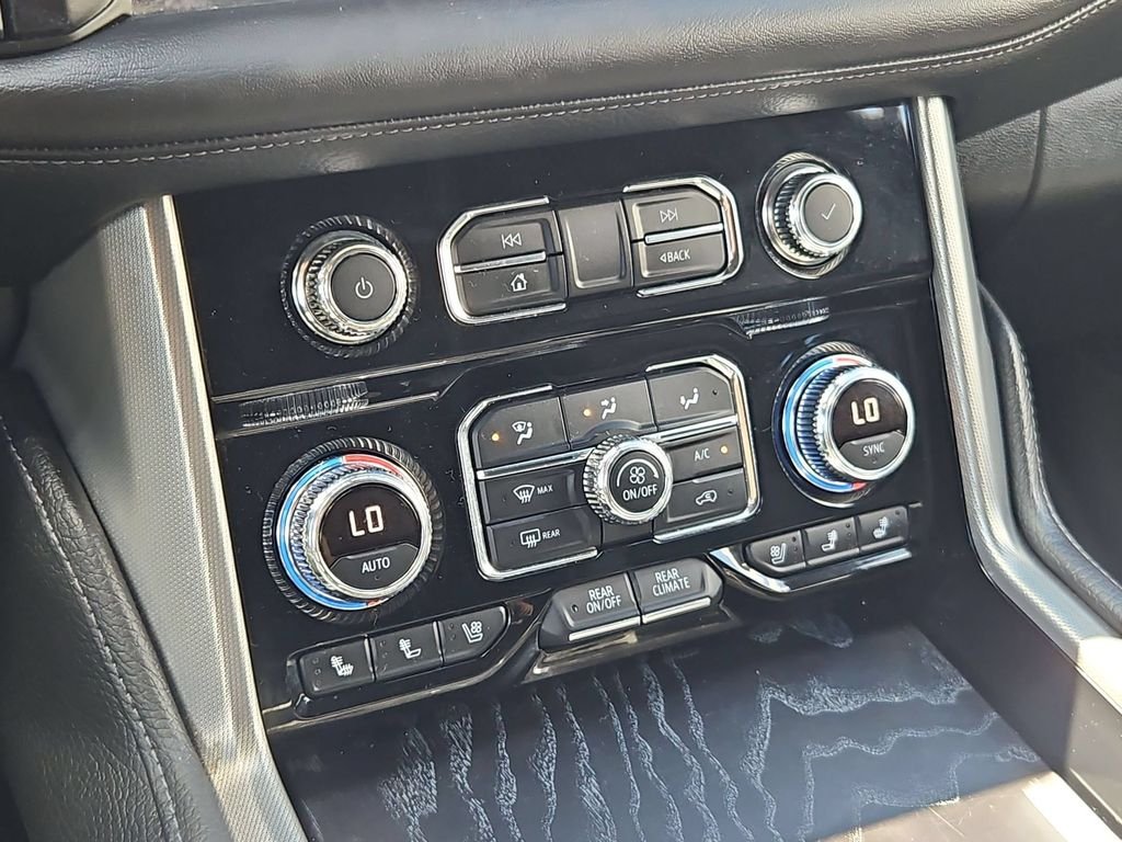 Used 2021 Onyx Black GMC Denali image 33