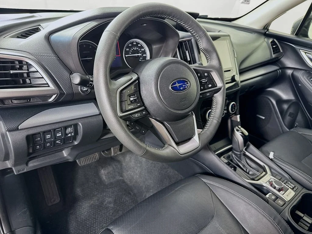 Used 2020 Gray Subaru Limited image 9