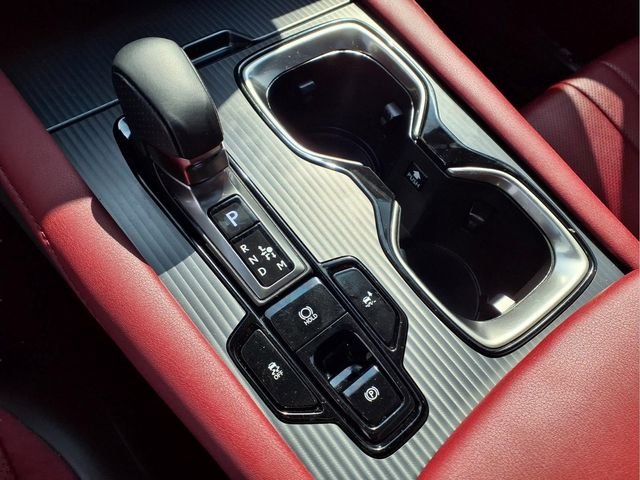 Used 2024 White Lexus 500h F SPORT Performance image 17