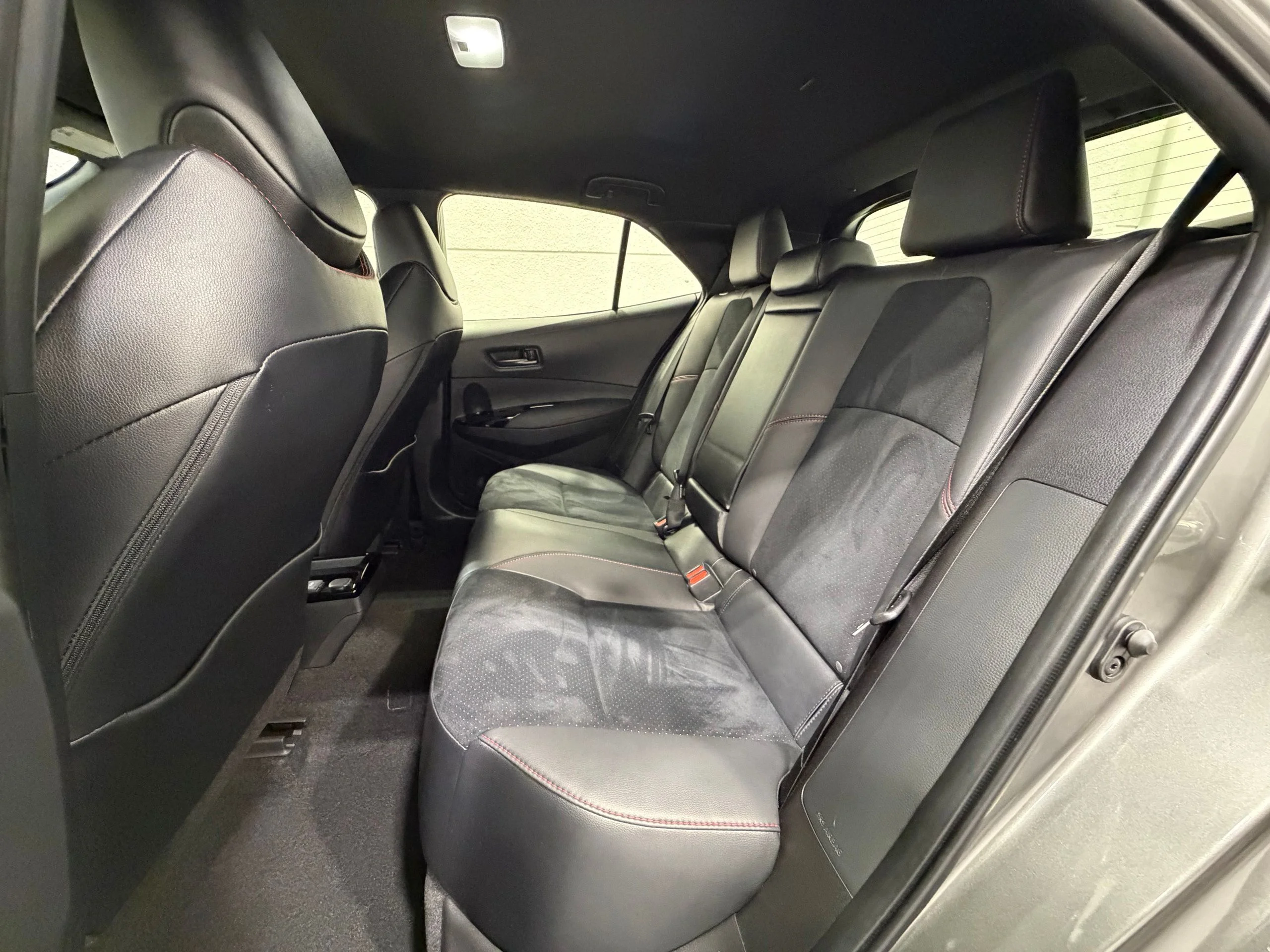 Used 2025 Gray Toyota Premium Plus image 22