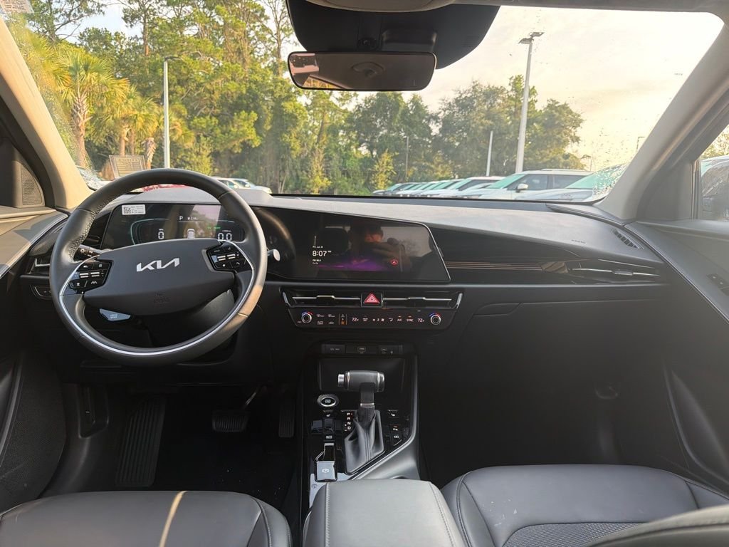 Certified Used 2025 Gray Kia EX image 23