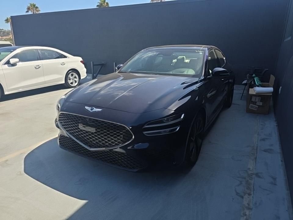 2023 Genesis G70