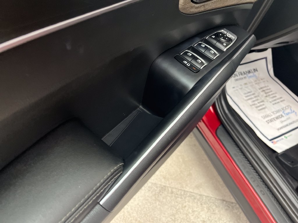 Used 2023 Red Kia EX image 10