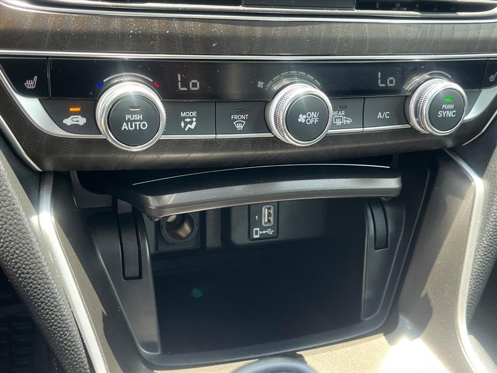 2020 Honda Accord EX-L - Photo 16