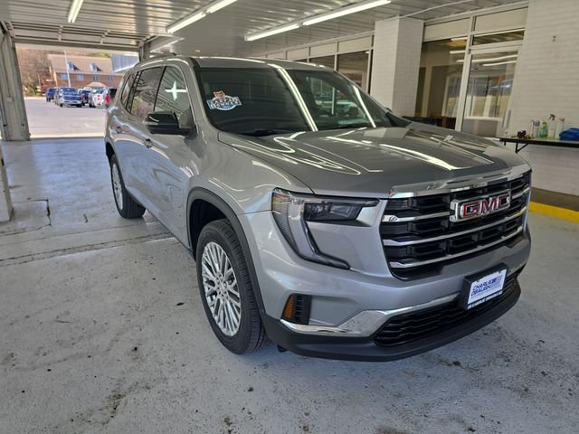 Used 2025 Silver GMC Elevation image 7