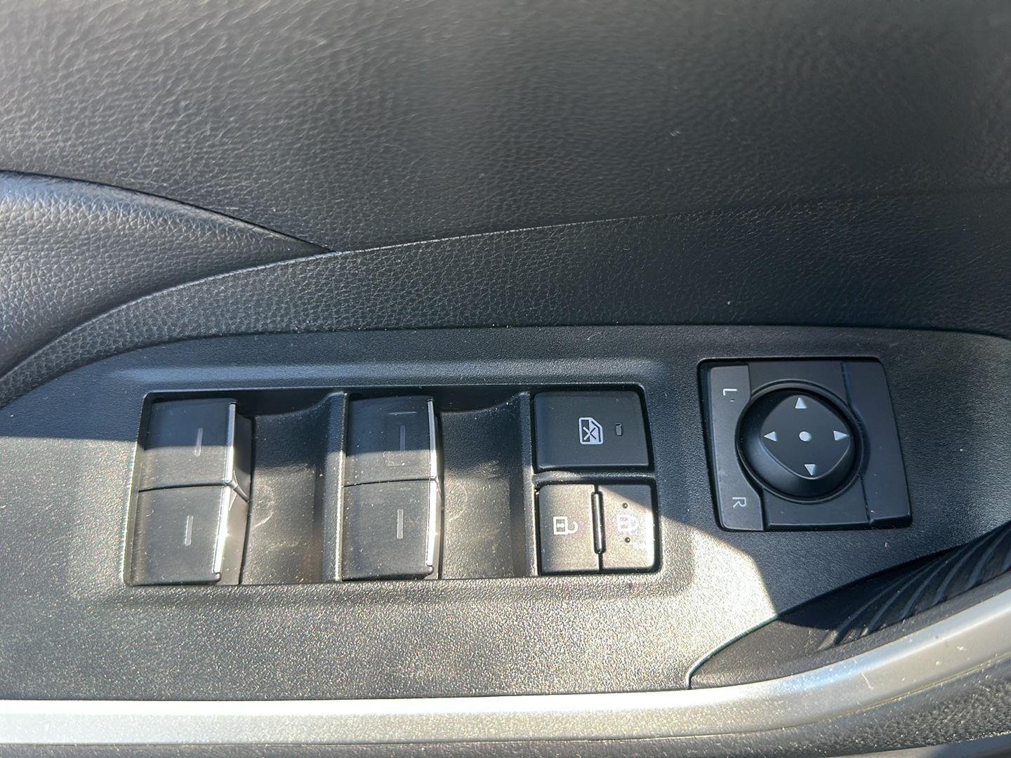 Used 2025 Midnight Black Metallic Toyota XLE image 9