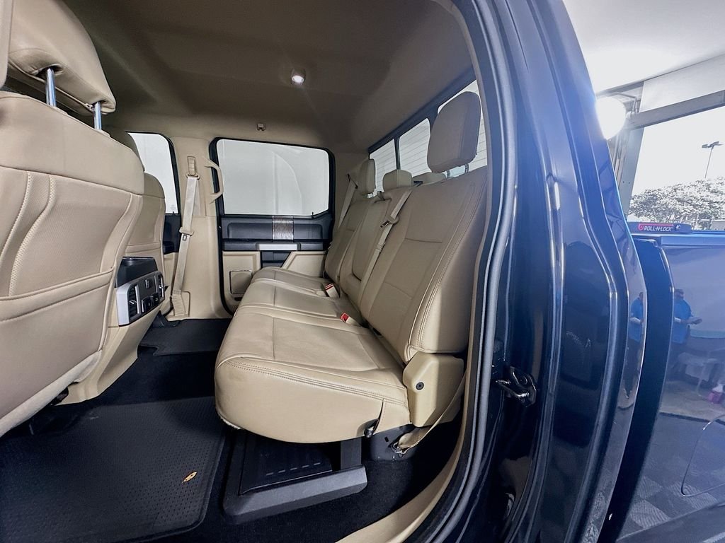 Used 2019 Black Metallic Ford Lariat image 24
