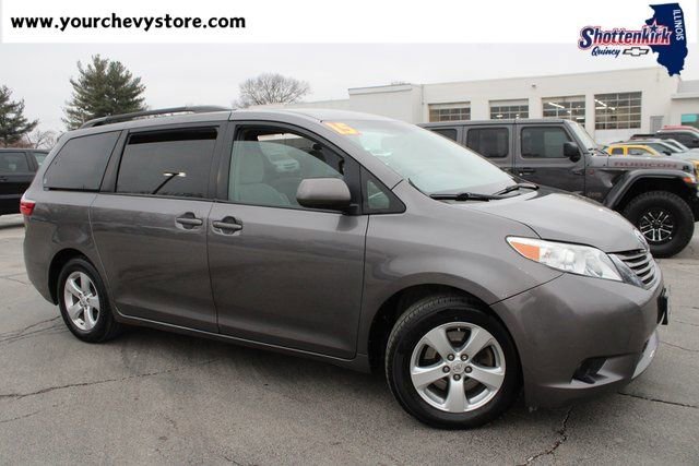 2015 Toyota Sienna LE AAS